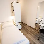 Schlafraum Schluesslberg-dein Smartes Hotel-contactless Check-in 3*