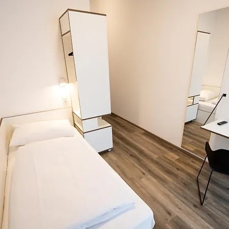 Schlafraum Schluesslberg-dein Smartes Hotel-contactless Check-in 3*