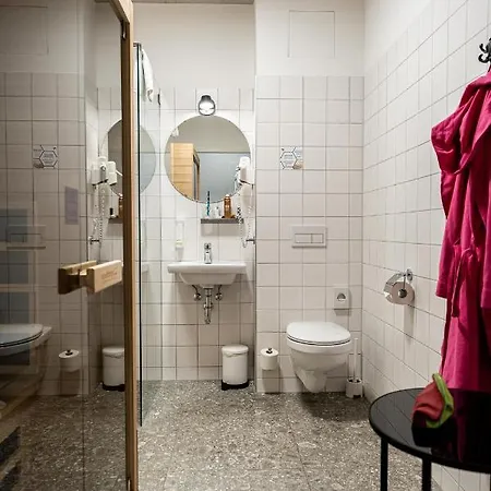 Schlafraum Schluesslberg-dein Smartes Hotel-contactless Check-in 住宿加早餐酒店 Schlusslberg