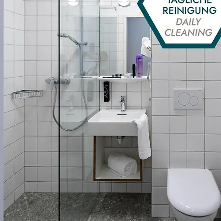 Schlafraum Schluesslberg-dein Smartes Hotel-contactless Check-in 住宿加早餐酒店