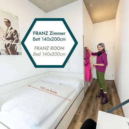 Schlafraum Schluesslberg-dein Smartes Hotel-contactless Check-in Hotell 3*