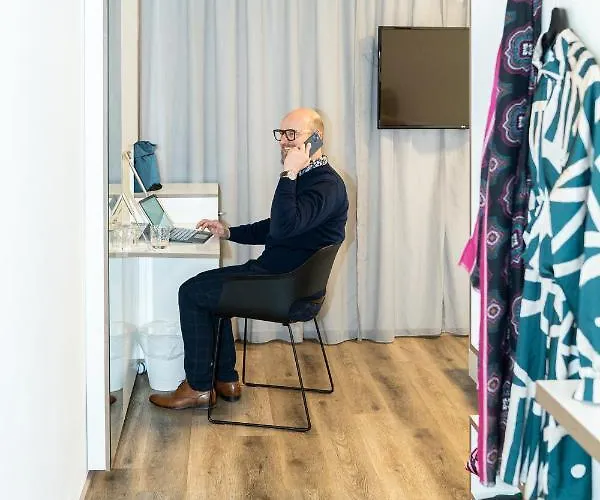 Schlafraum Schluesslberg-dein Smartes Hotel-contactless Check-in 3*